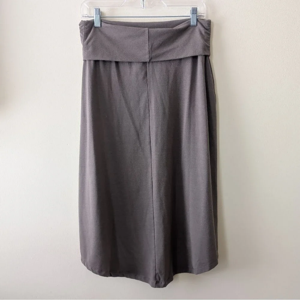 Eddie Bauer Julia Travex Packable Travel Skirt Brown Stretch Knit Knee Size M